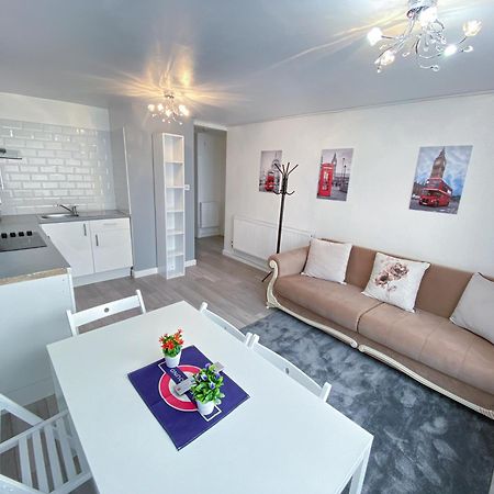 2 Bedroom Flat, Dalston Junction, London Kültér fotó