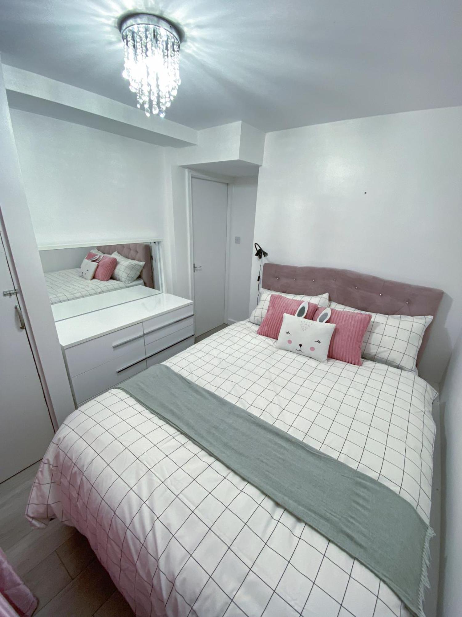 2 Bedroom Flat, Dalston Junction, London Kültér fotó